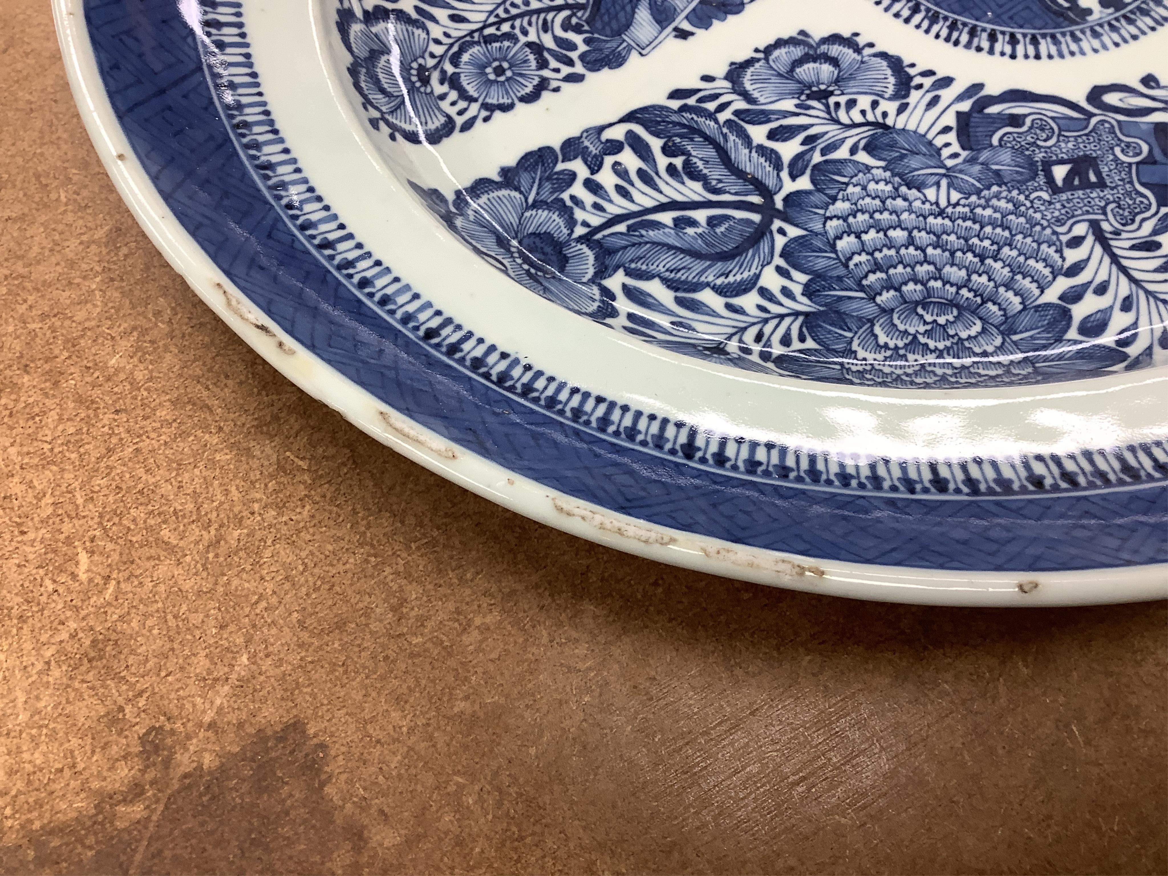 A large Chinese export blue and white oval meat dish, early 19th century, 45cm wide